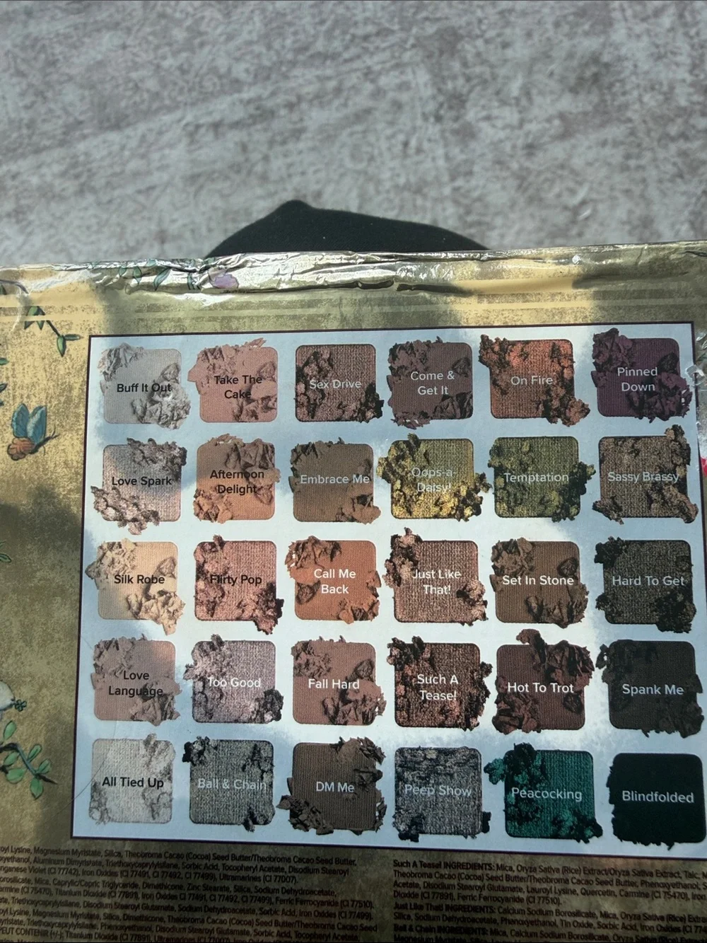 Makeup palette (Too Faced Natural Lust)
